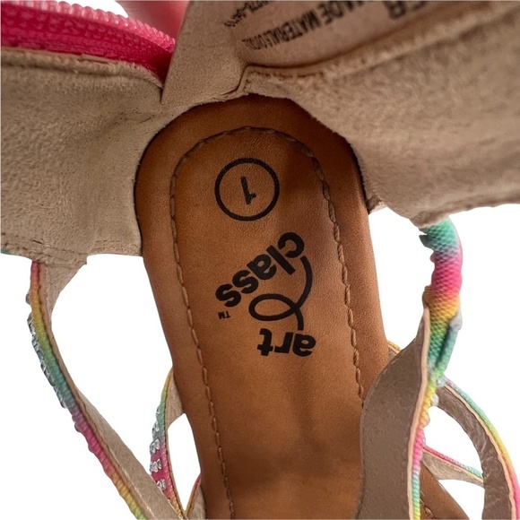 Art Class Pink Purple Yellow Ombre Gladiator Rhinestone Sandals Size 1 Girl’s - Picture 2 of 11